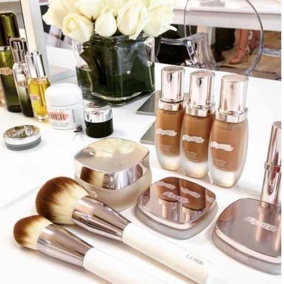 La Mer Powder Makeup Brush NEW - Picture 2 of 3